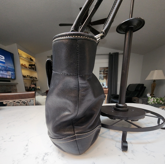 COACH Vintage 2004 Soho Soft Leather XL Carryall Tote Bag. Black K04S-5770 EUC - Picture 4 of 16